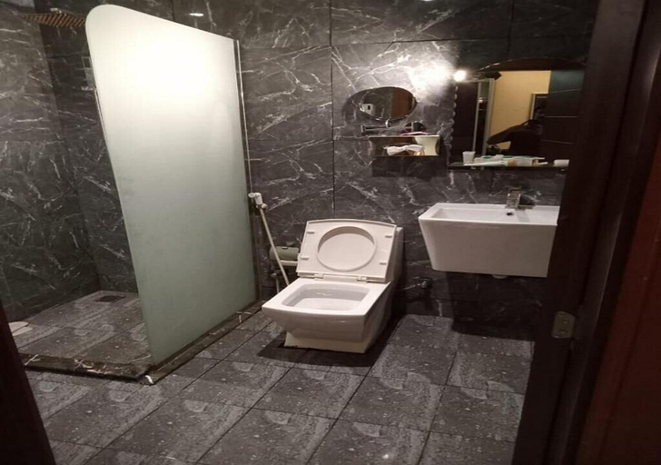 Bathroom, Nawat El Madinah Hotel, Al Madinah Al Munawwarah