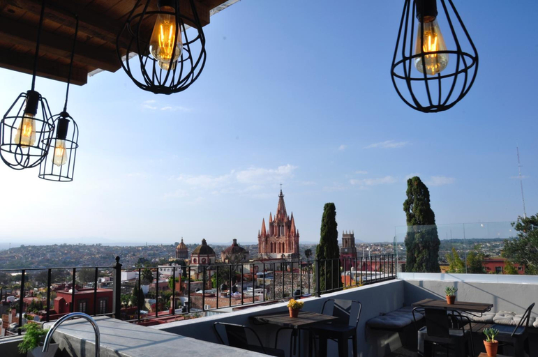 Food & Drinks 4, Clandestino Hotel Recreo - Adults Only, Allende