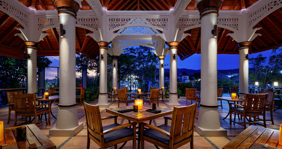 Food & Drinks 5, Sandals Royal Caribbean Resort &Offshore Island AI