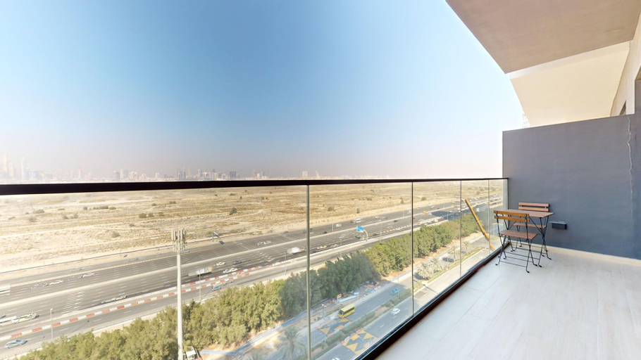 Room 3, JVC - Binghatti Heights 910, Dubai