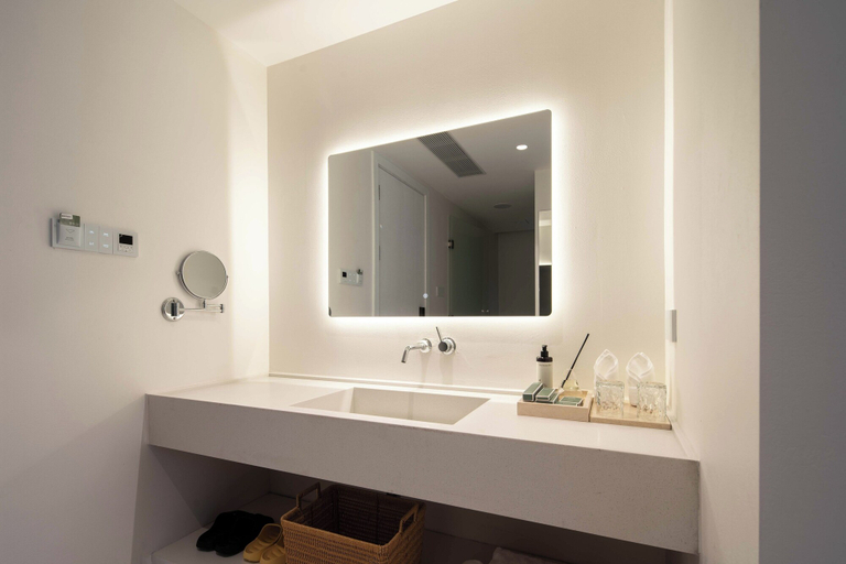 Bathroom 4, Miyue Shenzhen Blue and White Holy Island Cliff Pool Hotel, Shenzhen