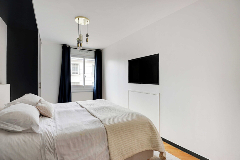 Bedroom 3, Modern, Spacious Apartment Just Outside Paris, Hauts-de-Seine