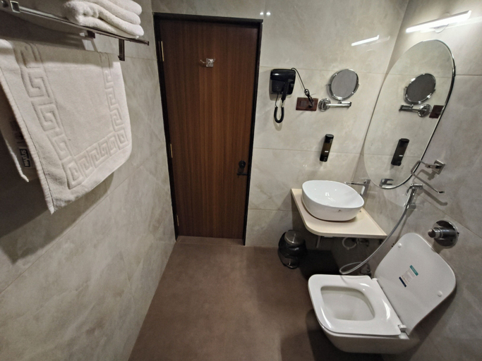 Bathroom 4, Light House Suites Hubballi, Dharwad