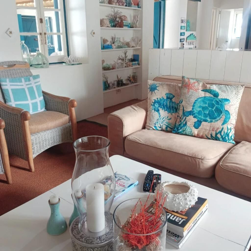 Living area 3, 5 Bedroomed Fisherman's Cottage in Struis Bay, Overberg