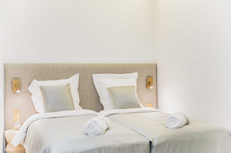 Room 2, Spacious Loft With SPA - 4br/8p - Montmartre, Paris