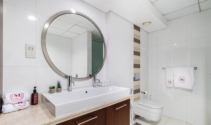 Room 5, Stylish 2BR With Burj Khalifa View Near Dubai Mall, Dubai