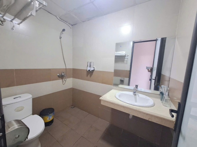Bathroom 5, Bao Long Hotel Noi Bai, Sóc Sơn