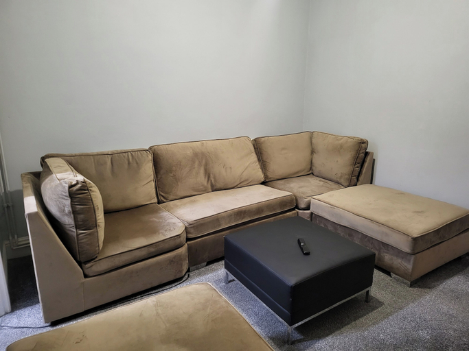 Living area 2, Apartment - Sleeps 5 - Great Location - Parking, Stoke-on-Trent
