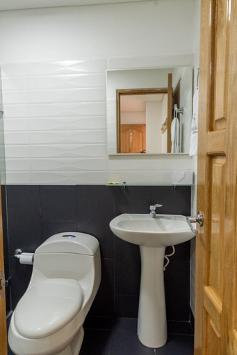 Bathroom 3, HOTEL OMAGA, Peñol