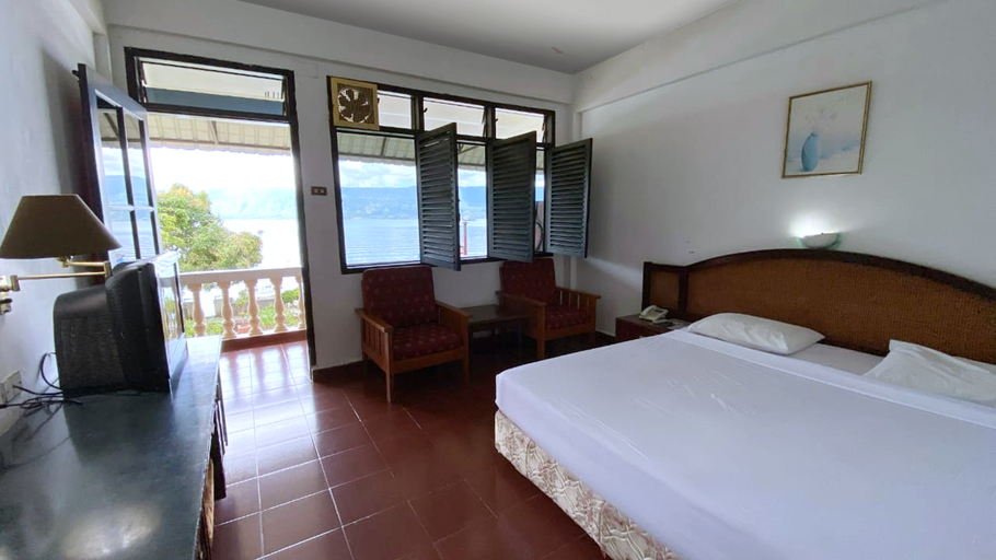 Darma Agung Beach Hotel Parapat Room Type - Standard View Room Only