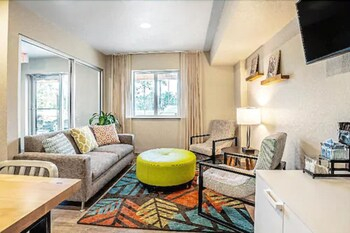 3, WoodSpring Suites Tamarac, Broward