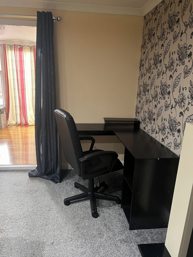 Interior 5, Cozy Basildon Retreat With 3 Bedrooms Free Parking, Essex