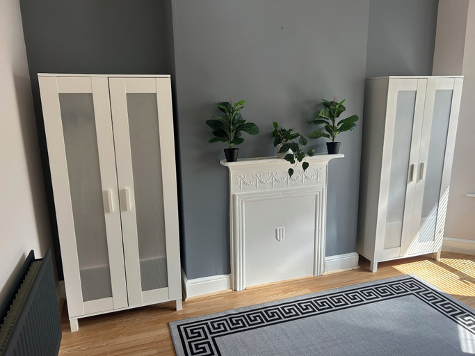 Interior, Entire Seaside Home 6 Private Bedrooms Sleeps 10, Wirral