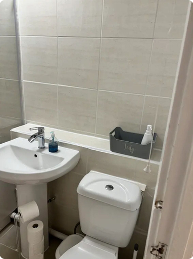 Bathroom, 4 Guests - 10min Airport - N E C - Jaguar, Solihull
