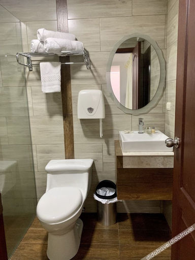 Bathroom 4, Hotel Patrimonial By Greenfield, Guayaquil