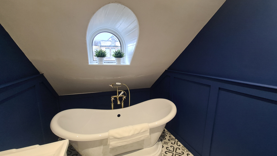 Others 3, 5 Bed Sleeps 10 Full Kitchen Parking x 3, South Ayrshire