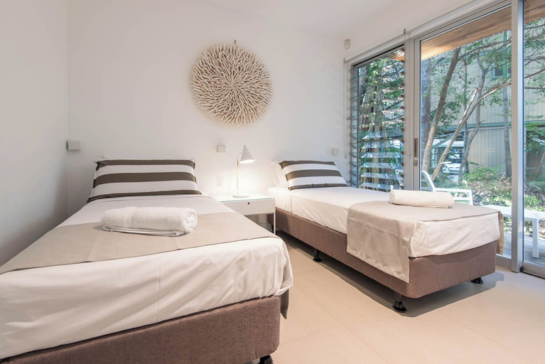 Bedroom 4, Hastings Villas, Noosa - Noosa-Noosaville