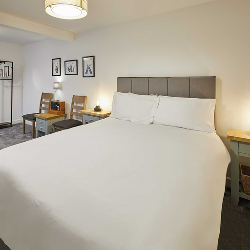 Room 2, Host Stay Blayshaw House, North Yorkshire