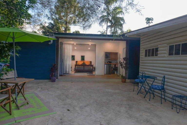 Others 4, Renovated 2-bed Cottage - Sleeps 4 - Free Parking, Caloundra - Hinterland