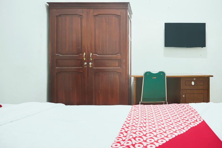 Bedroom 2, Hotel O Tanjung Karang Near Central Plaza Formerly Wisma Bambu, Bandar Lampung