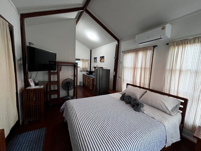 Bedroom 14