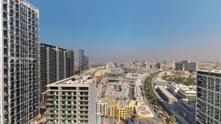 Room 3, JVC - Binghatti Emerald 2004, Dubai