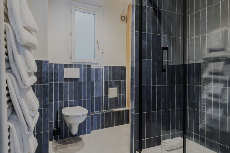 Bathroom 3, Charming Flat - 1br/4p - Voltaire/nation, Paris
