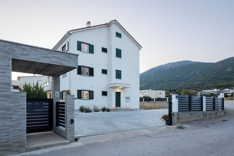 Exterior 5, Olive Leaf Kastela - Second Floor Apartment, Kaštela