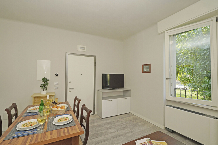 Room 4, Villa Caterina 4 - 1 Bedroom Bunk bed by Wonderful Italy, Brescia