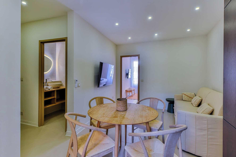 Others 5, Cozy Apartment Juan-les-pins / 200m Beach, Alpes-Maritimes