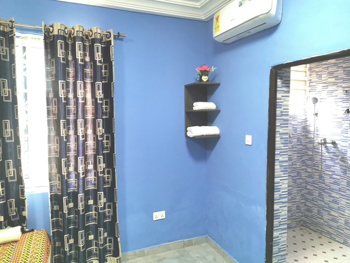 Bathroom 2, Tropical Oasis in Accra - 2 Bedroom Apartment, Akwapim South