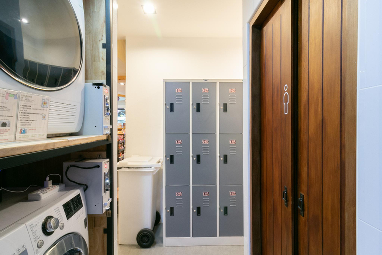 Bathroom 12
