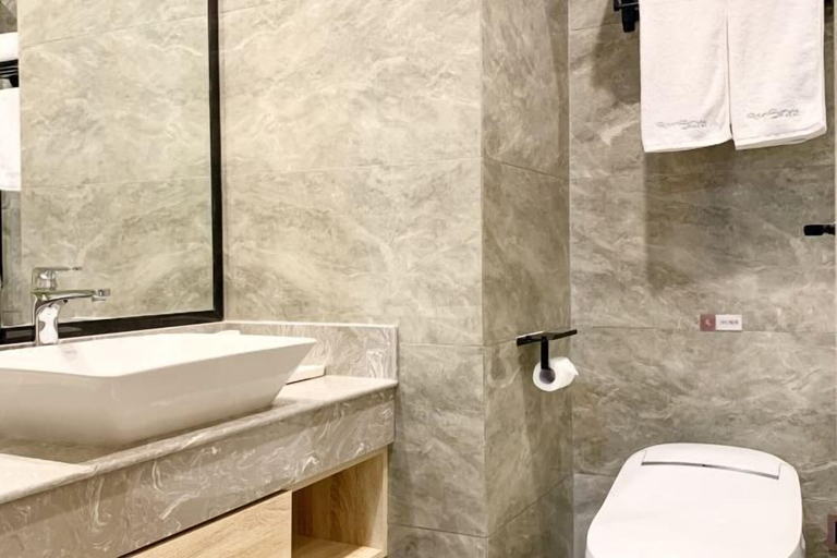 Bathroom 4, Qingmu Select Hotel (Jintan No.4 Middle School Yaoban Branch), Changzhou