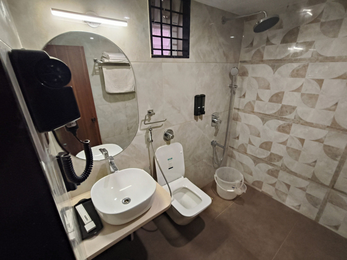 Bathroom 3, Light House Suites Hubballi, Dharwad