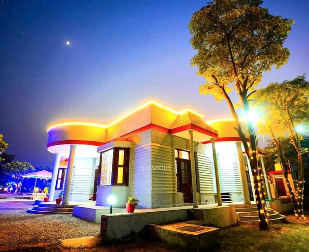 Exterior & Views, Super Luxury Farmhouse, Gurgaon