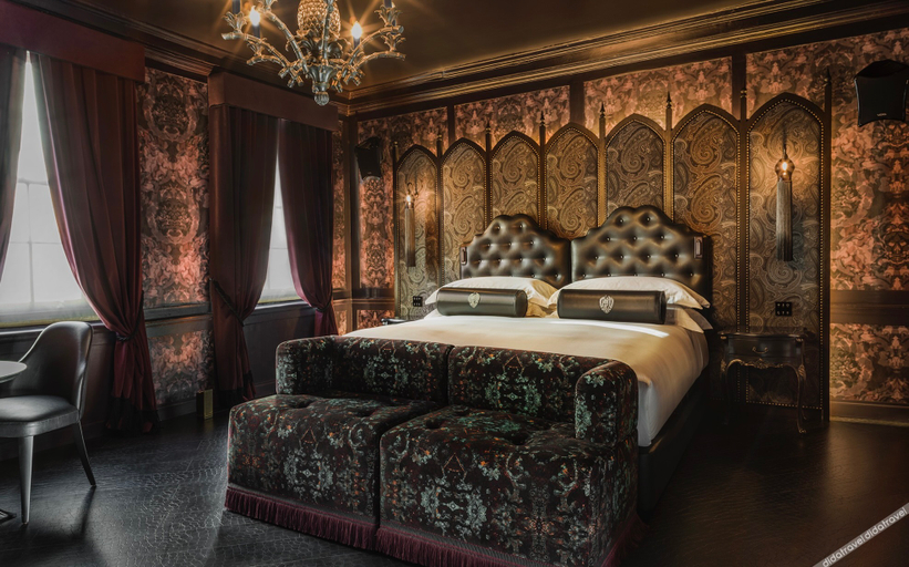 Bedroom 2, Chateau Denmark London , London