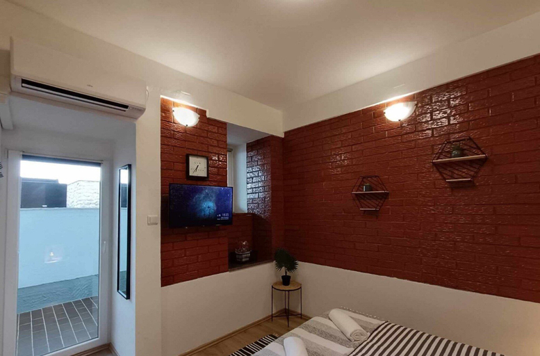 Bedroom, Cozy Lovran Apartment With Private Pool and Sea View, Lovran