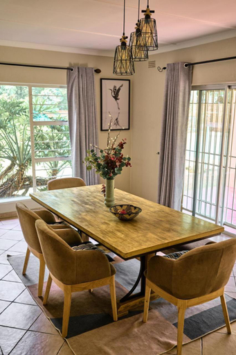 Others 5, Karabo's Nest, City of Johannesburg