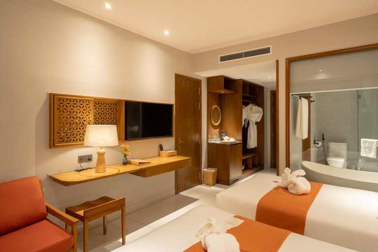 Bathroom 11