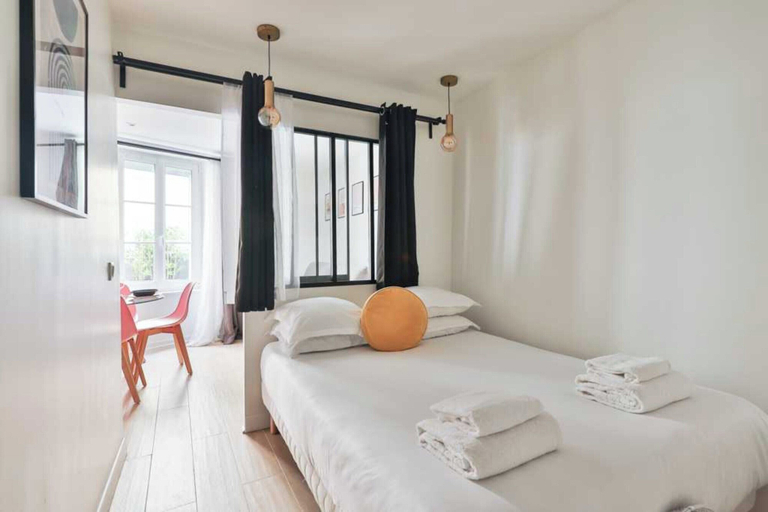 Bedroom 3, Elegant Stay Steps From Jardin du Luxembourg, Paris