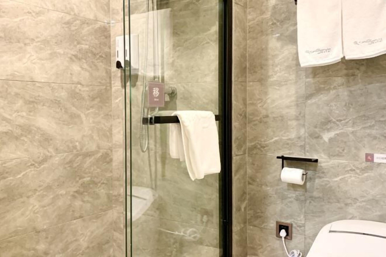 Bathroom 3, Qingmu Select Hotel (Jintan No.4 Middle School Yaoban Branch), Changzhou