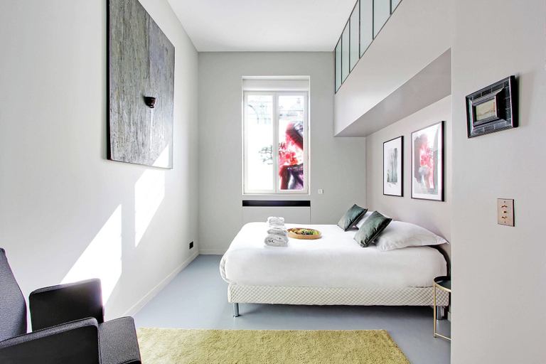 Bedroom 4, Magnificent Apartment - 2br/7p - Jardin Herold, Paris