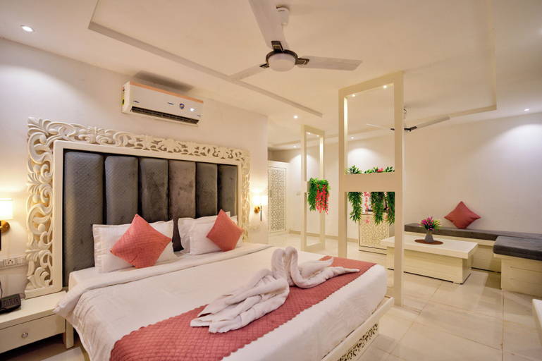 Bedroom 3, Raya Resorts, North Goa