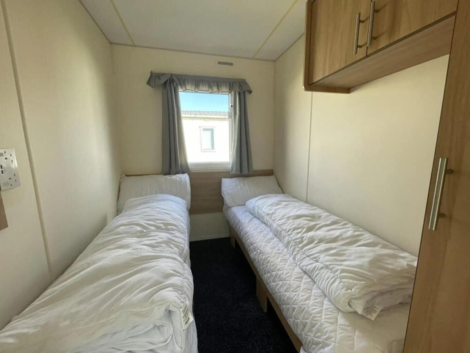 Bedroom 3, 3 Bed Caravan Sleeps 8 - Parking, Bbq, Pool, Essex