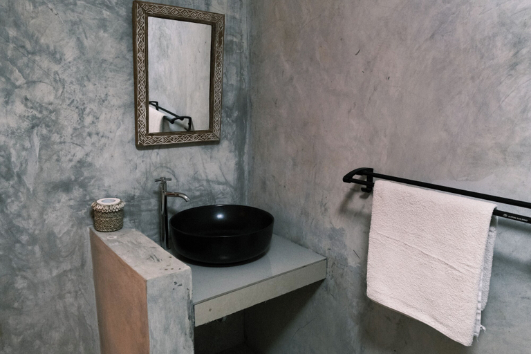 Bathroom 7