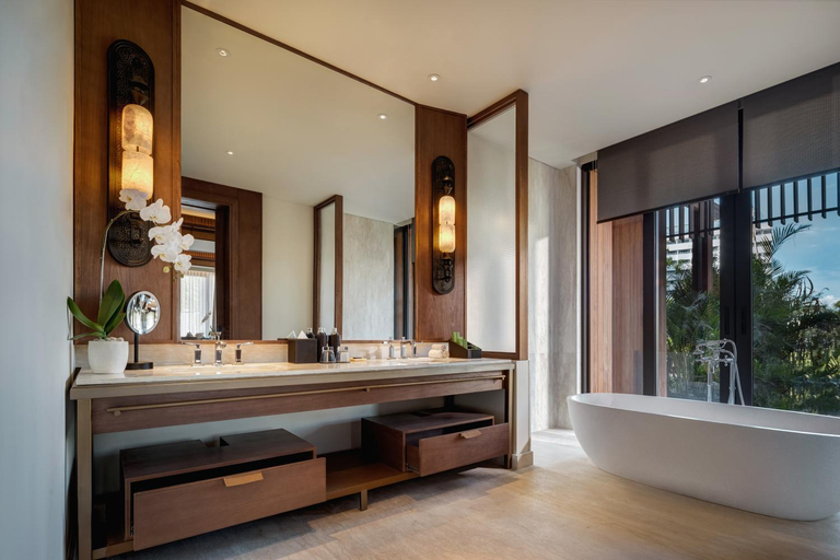Bathroom 9
