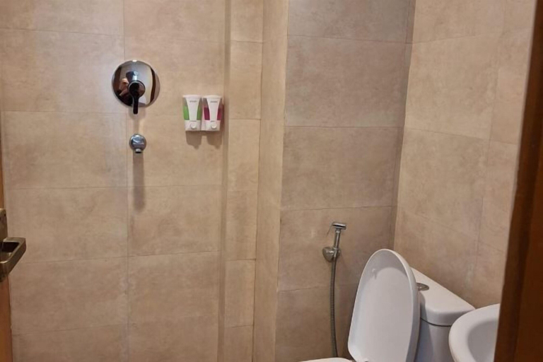 Bathroom 4, Hotel Himalayan Villa, Bagmati