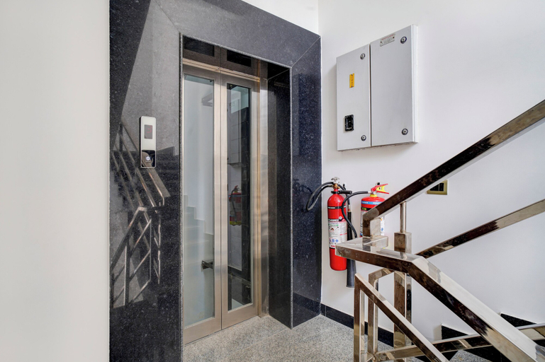 Others 5, Treebo Corporate Inn, Gautam Buddha Nagar