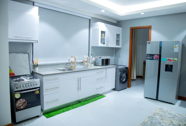Private kitchen 5, Luxury Cozy Kampala Apartment With 2 Bedrooms, Kampala