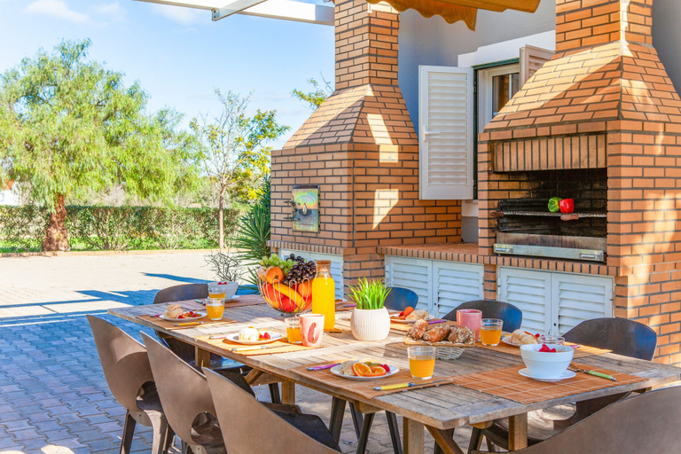 Others 5, Villa Peace, Silves